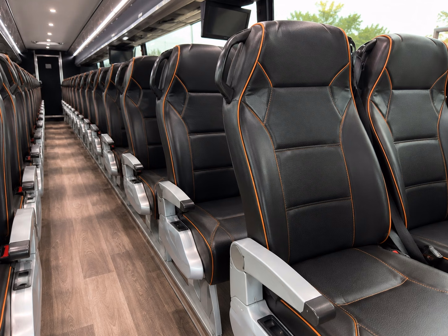 charter bus rentals for springfield cardinals games at hammons field