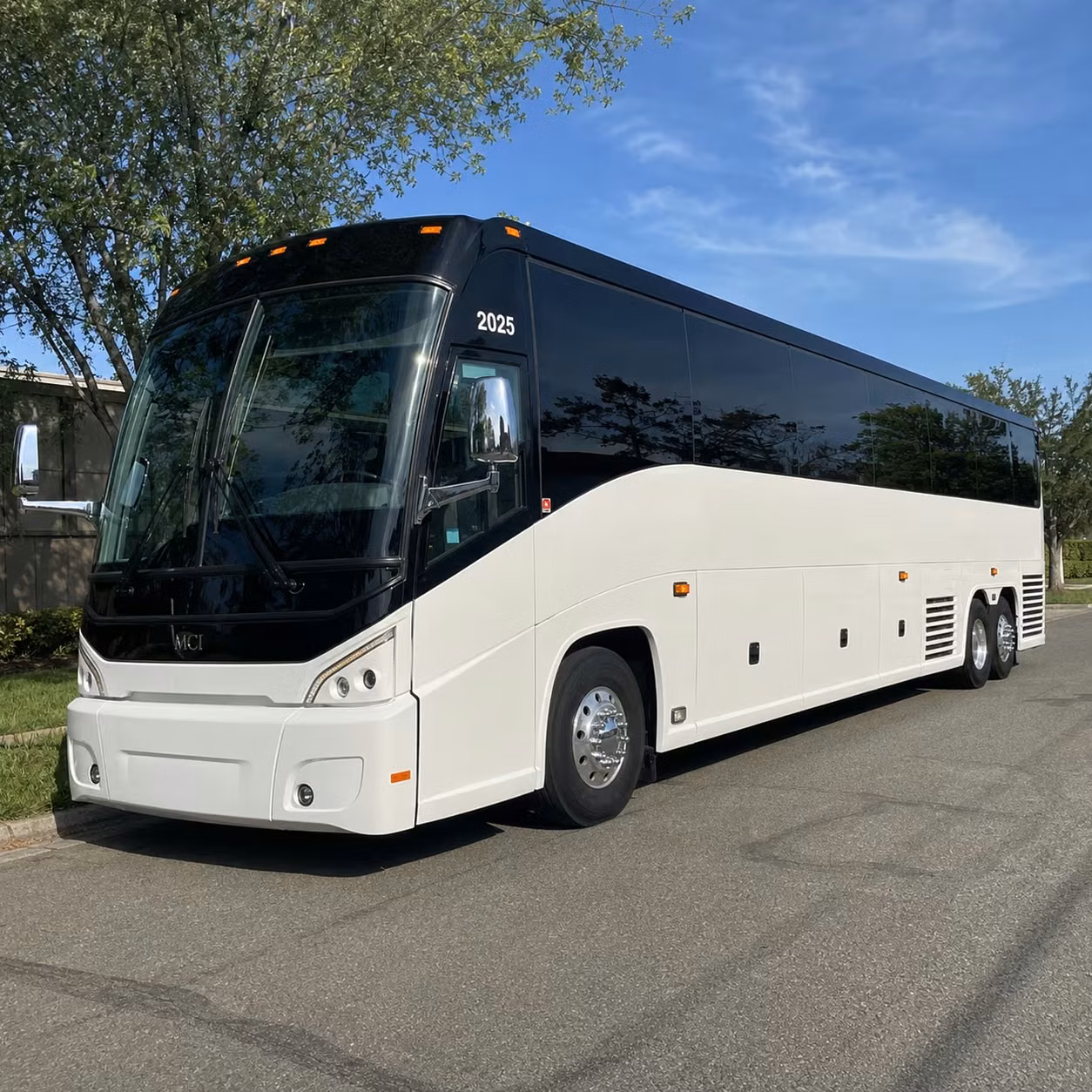 long distance charter bus trips from springfield to kansas city and st louis